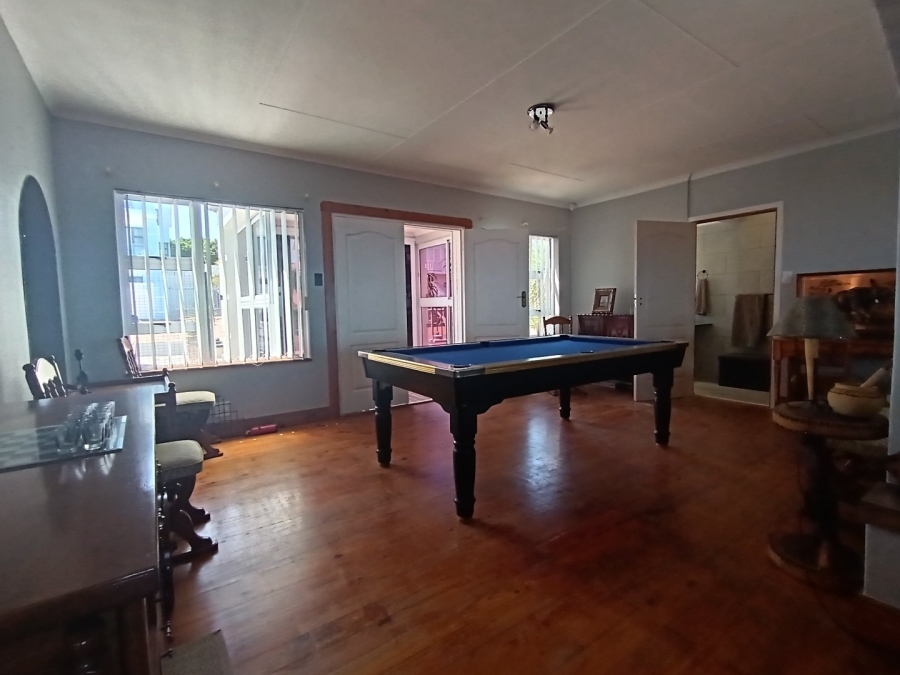 7 Bedroom Property for Sale in Tergniet Western Cape